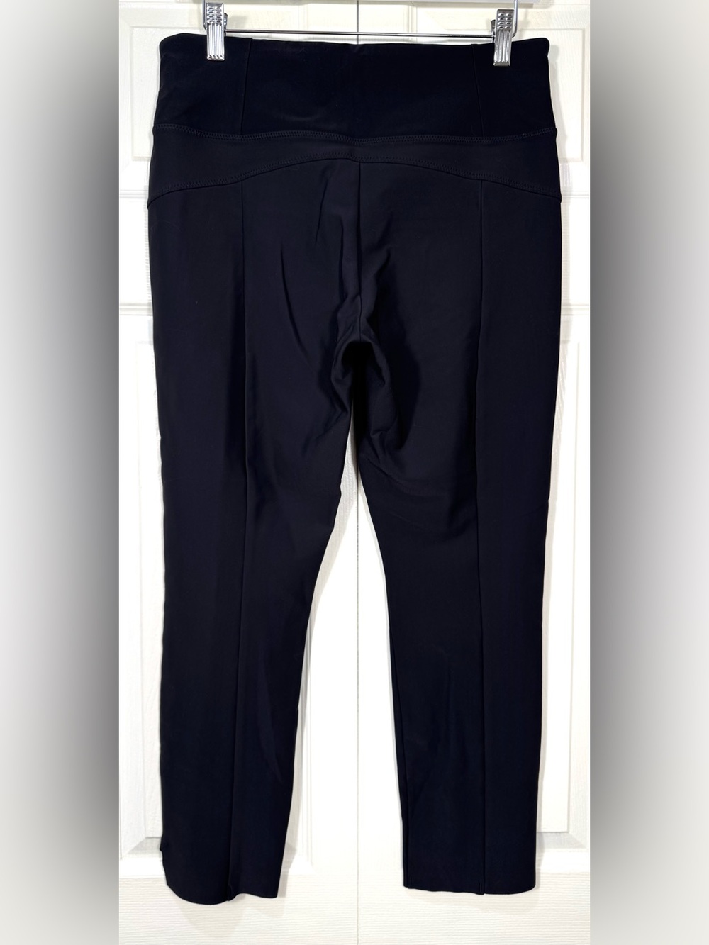 Athleta Stellar Crop Pants Black Pull On Travel Career Pants Size M EUC - Picture 2 of 12